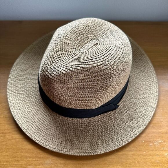 Unbranded Unisex Tan Paper Fedora Hat with Black wrap - Picture 2 of 7